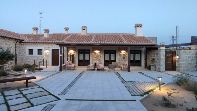 CASERIO FUENTESCLARAS