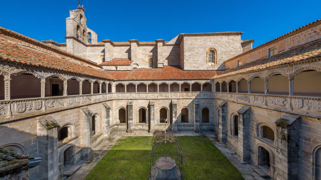 Real Monasterio de Santo Tomás